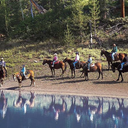 Parade Rest Ranch West Yellowstone Extérieur photo