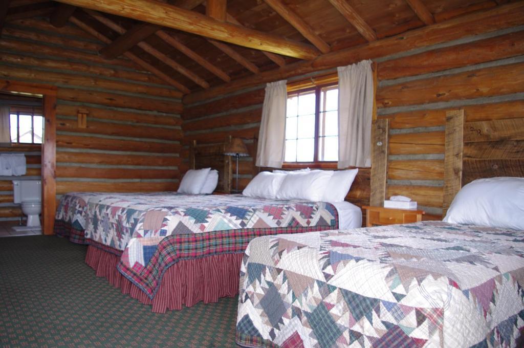 Parade Rest Ranch West Yellowstone Extérieur photo