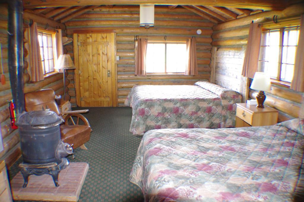 Parade Rest Ranch West Yellowstone Chambre photo
